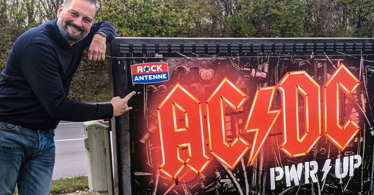RA