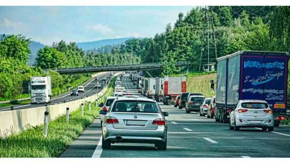 Rettungsgasse rockt mit ROCK ANTENNE