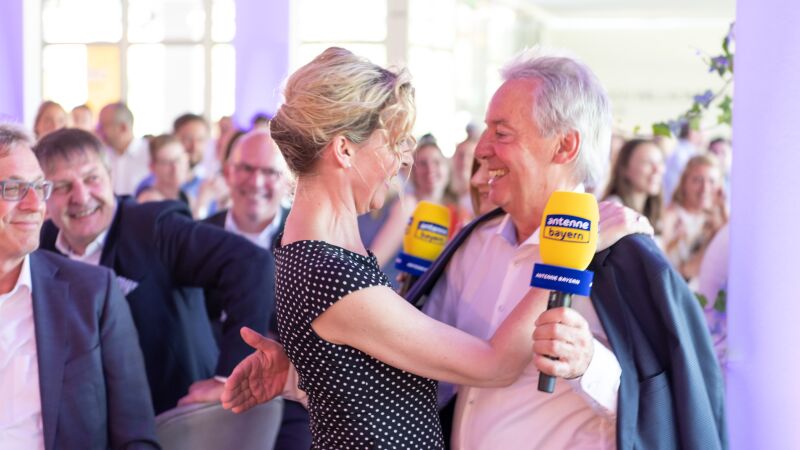 Valerie Weber und Karlheinz Hörhammer 