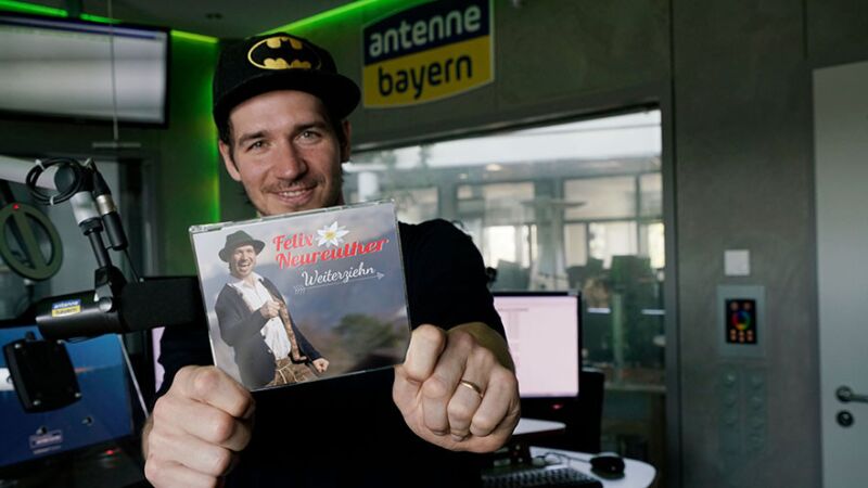 Felix Neureuther stellt seinen neuen Song 