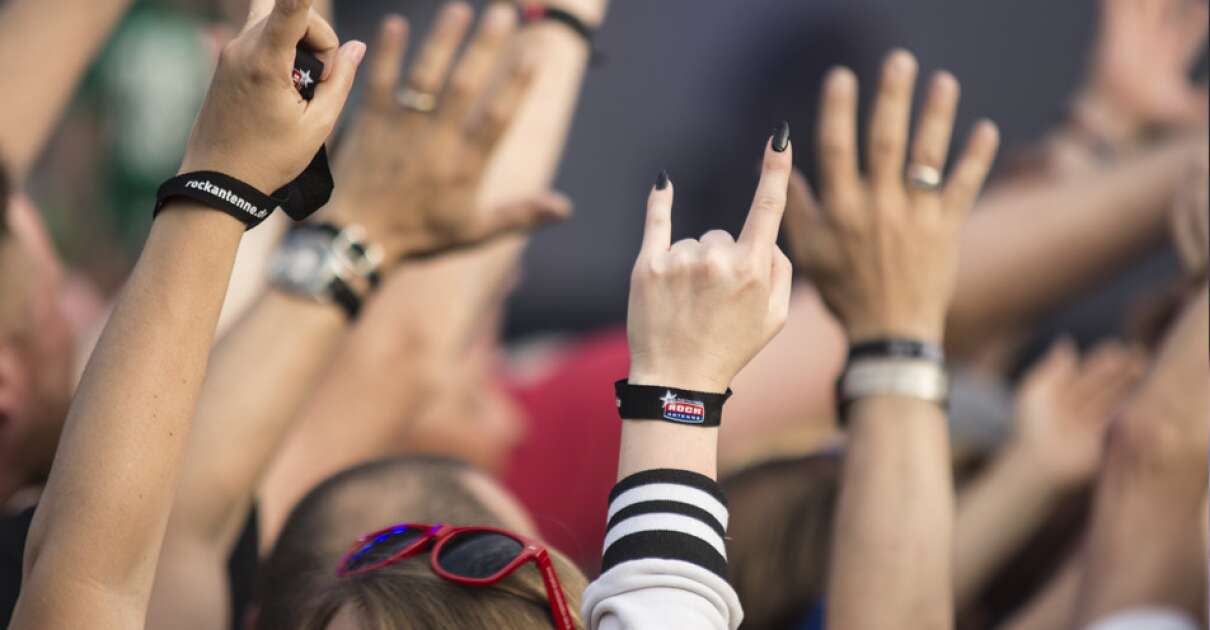 #ROCK ANTENNE IHRE ANSPRECHPARTNER für Hörer für Journalisten für Kunden ROCK ANTENNE: Die Rock-Gemeinde wächst in ganz Deutschland