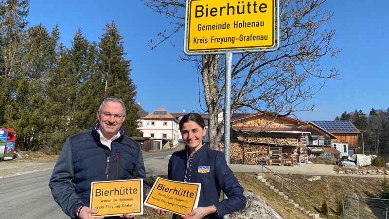 ABY Heimatministerin Ortsschilder Bierhütte