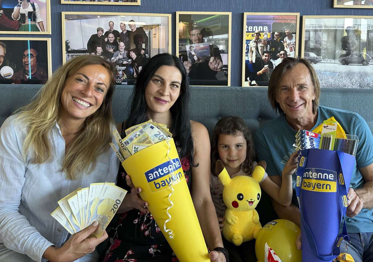 Schulausrüstung und 25.000 Euro EarlyBirdBonus in bar Denise und